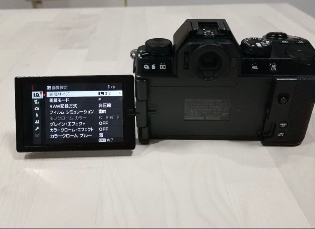 FUJIFILM X-S10 ミラーレスカメラ